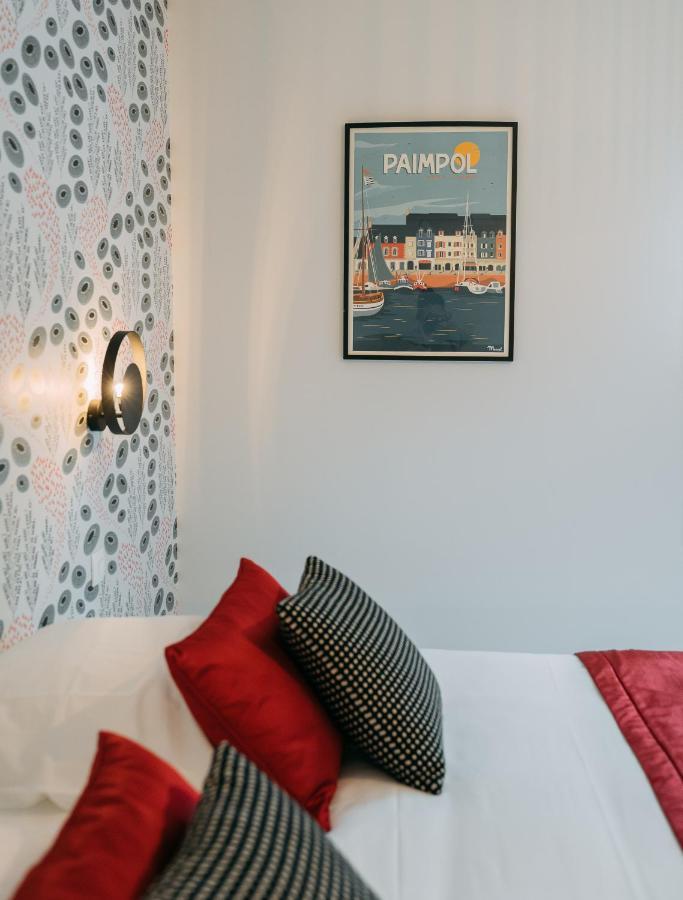 Hotel Les Agapanthes Ploubazlanec Exteriör bild